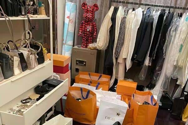 贵阳花溪区回收一线品牌衣服